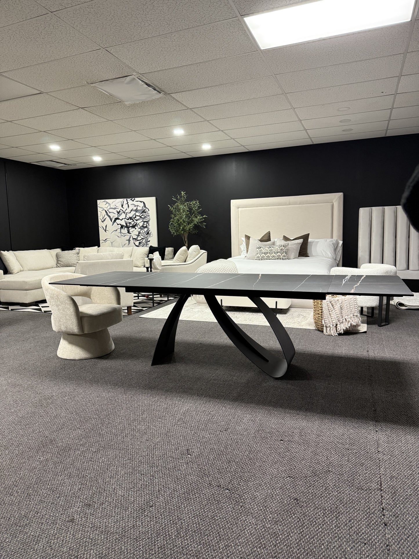 Signature Extension Dining Table