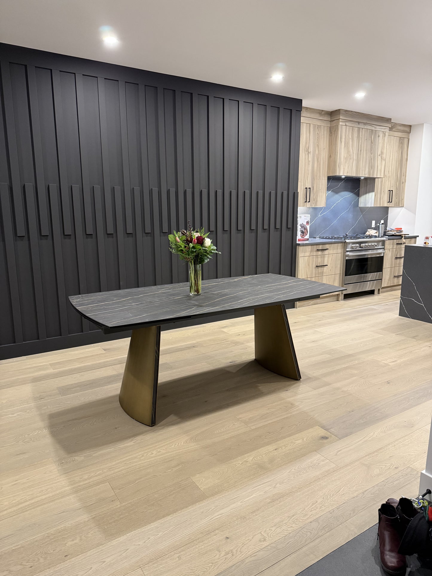 Ravello Dining Table