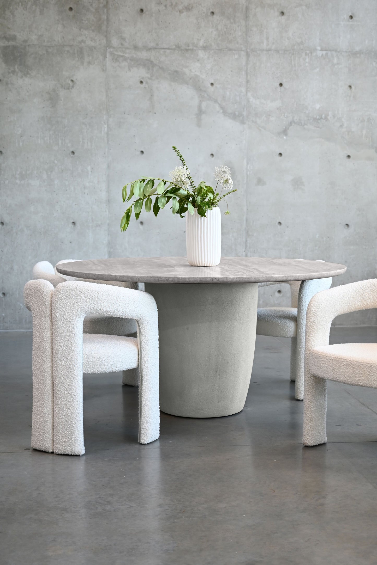 Erden Dining Table
