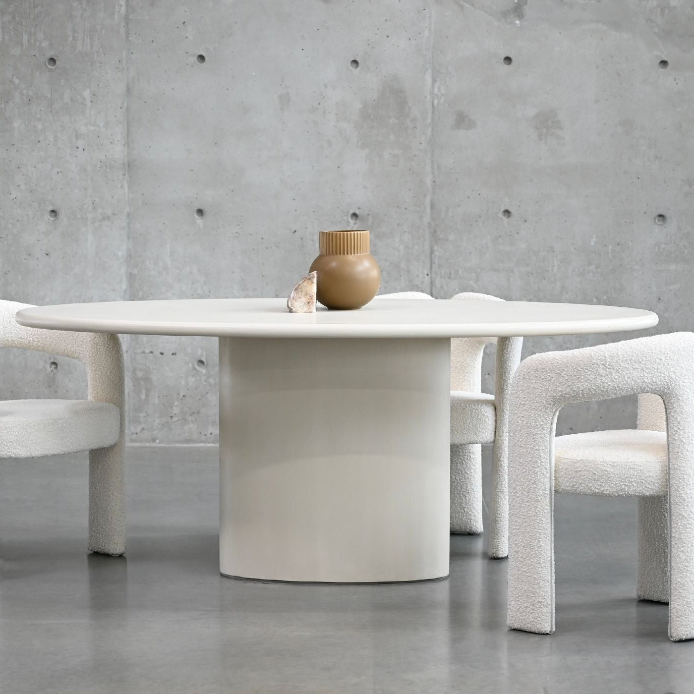 Tugg Dining Table Oval