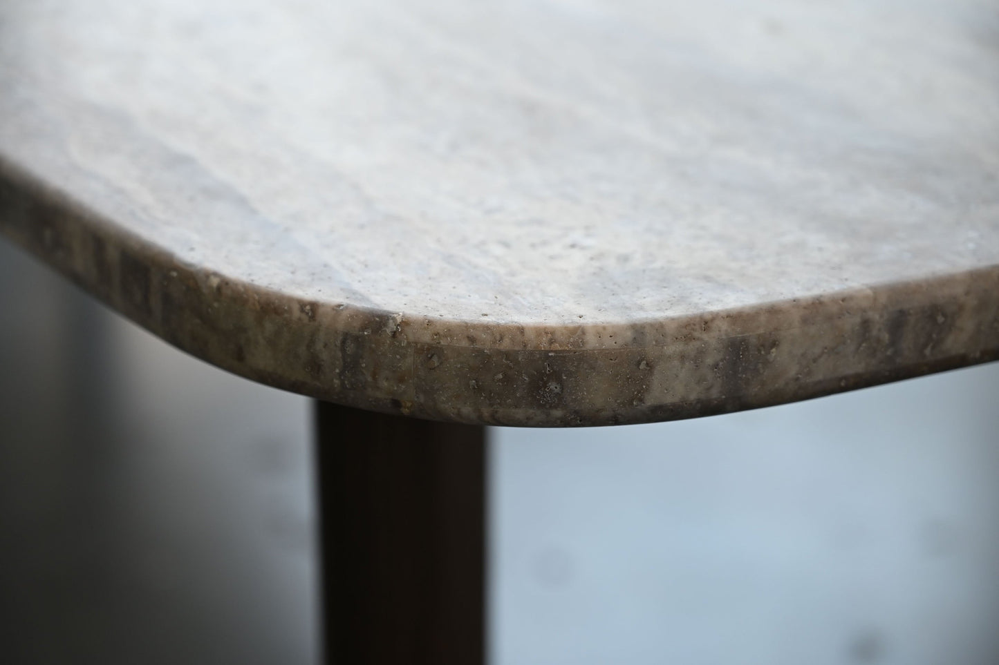 Shoku Dining Table
