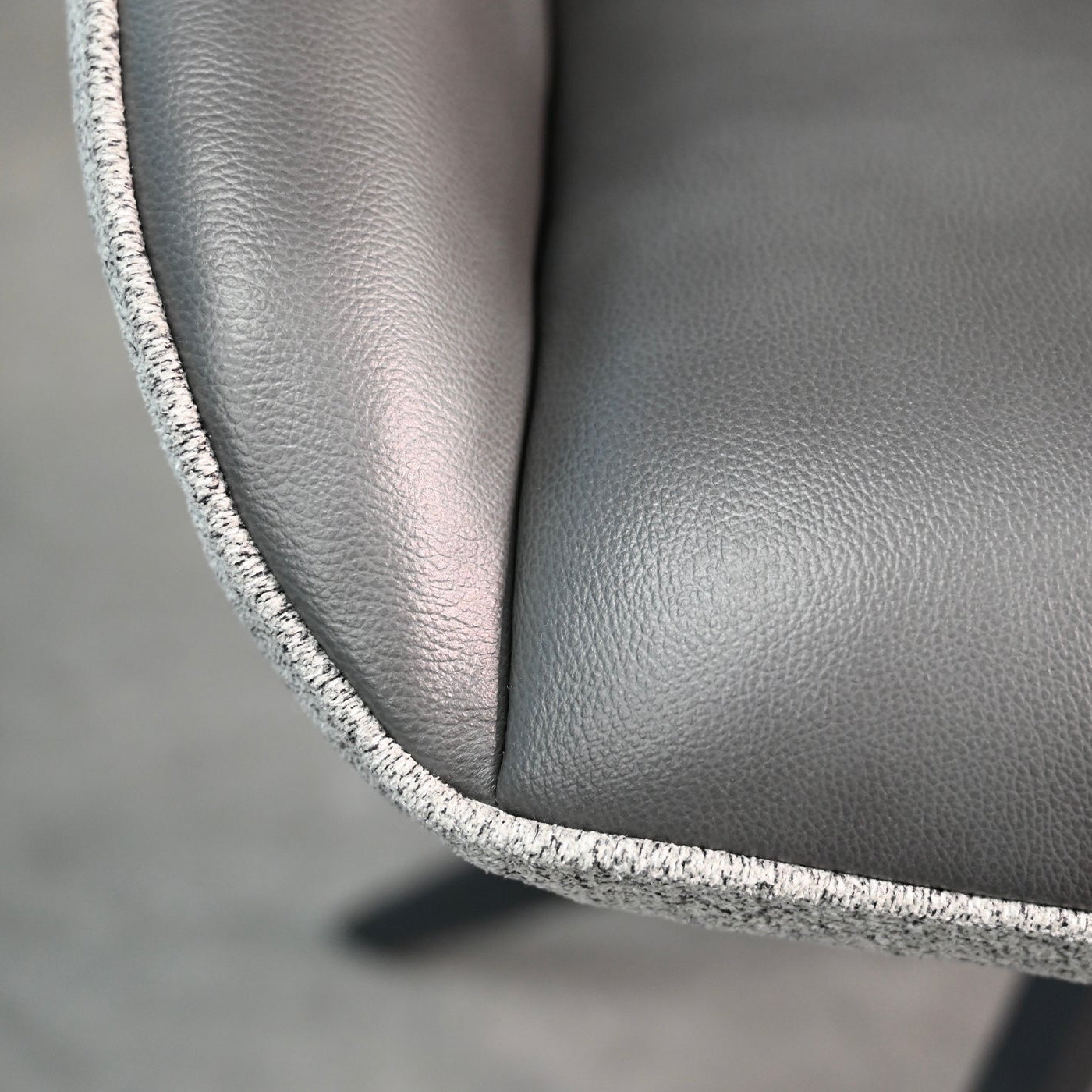 Gian swivel armchair chair in midnight grey leatherette / grey