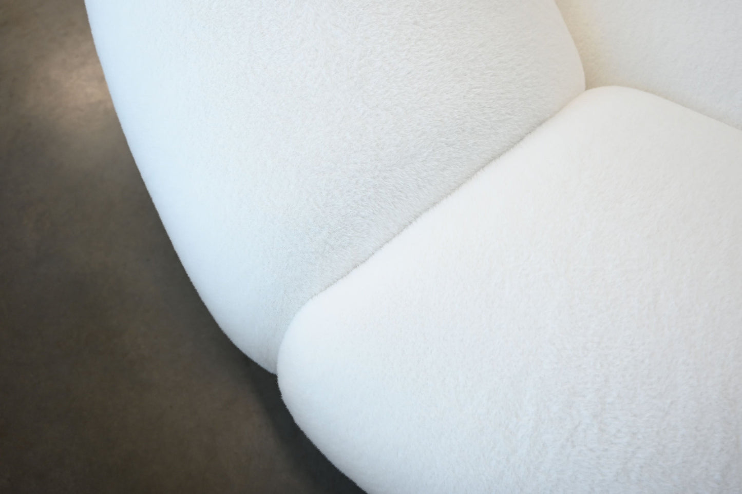 Cirro Sofa In Polar White