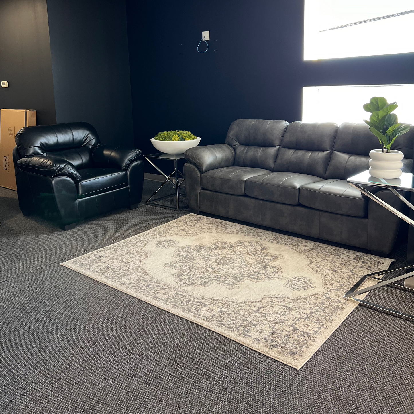 Collection 1601 Sofa Leather Gel in Two Tone Grey