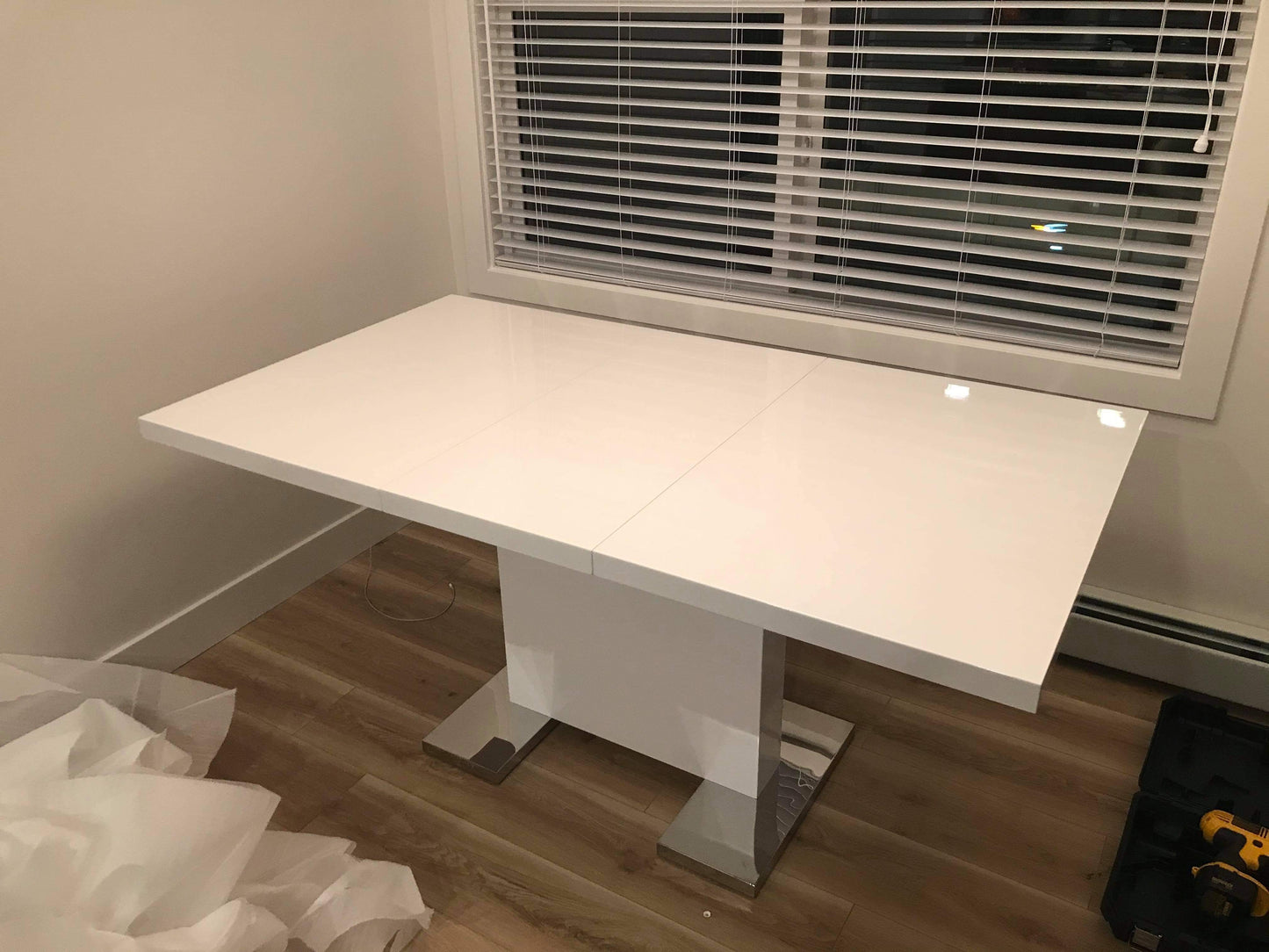 Condo Size Laquer Gloss White Dining table