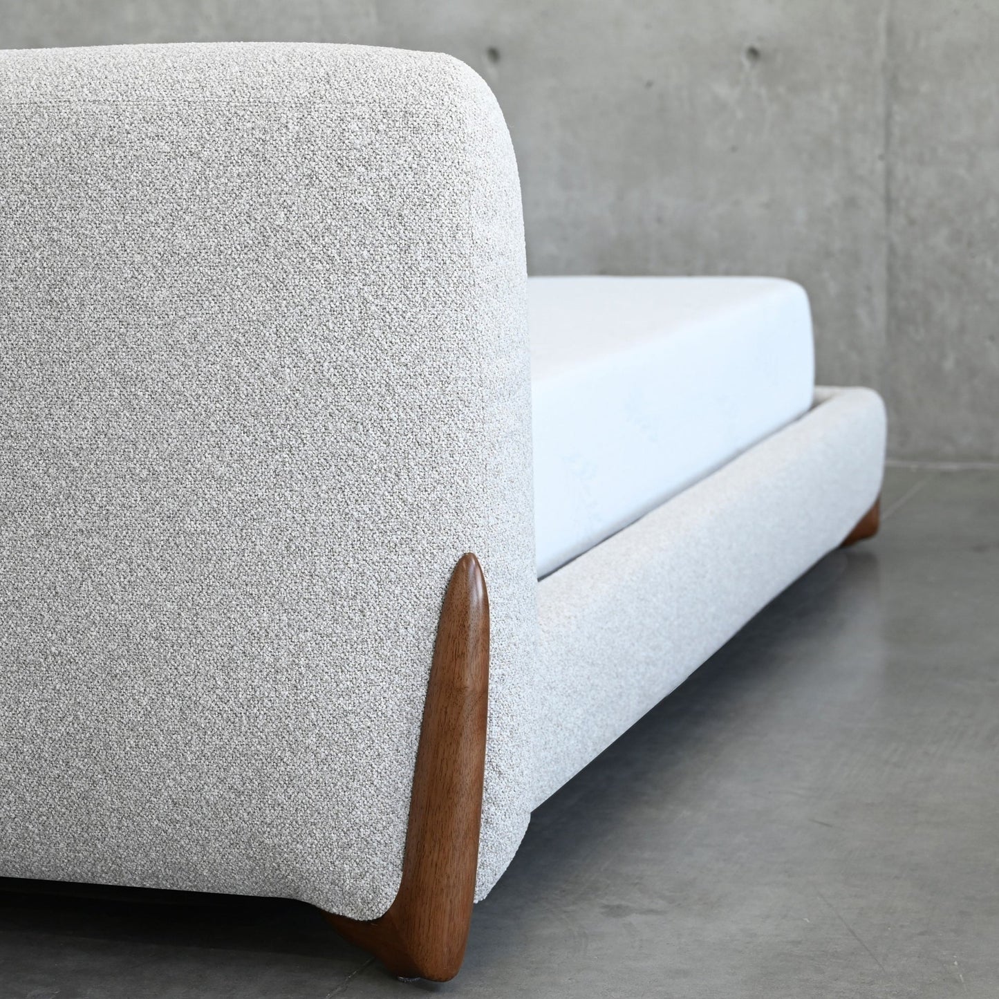 Mesa Upholstered Bed