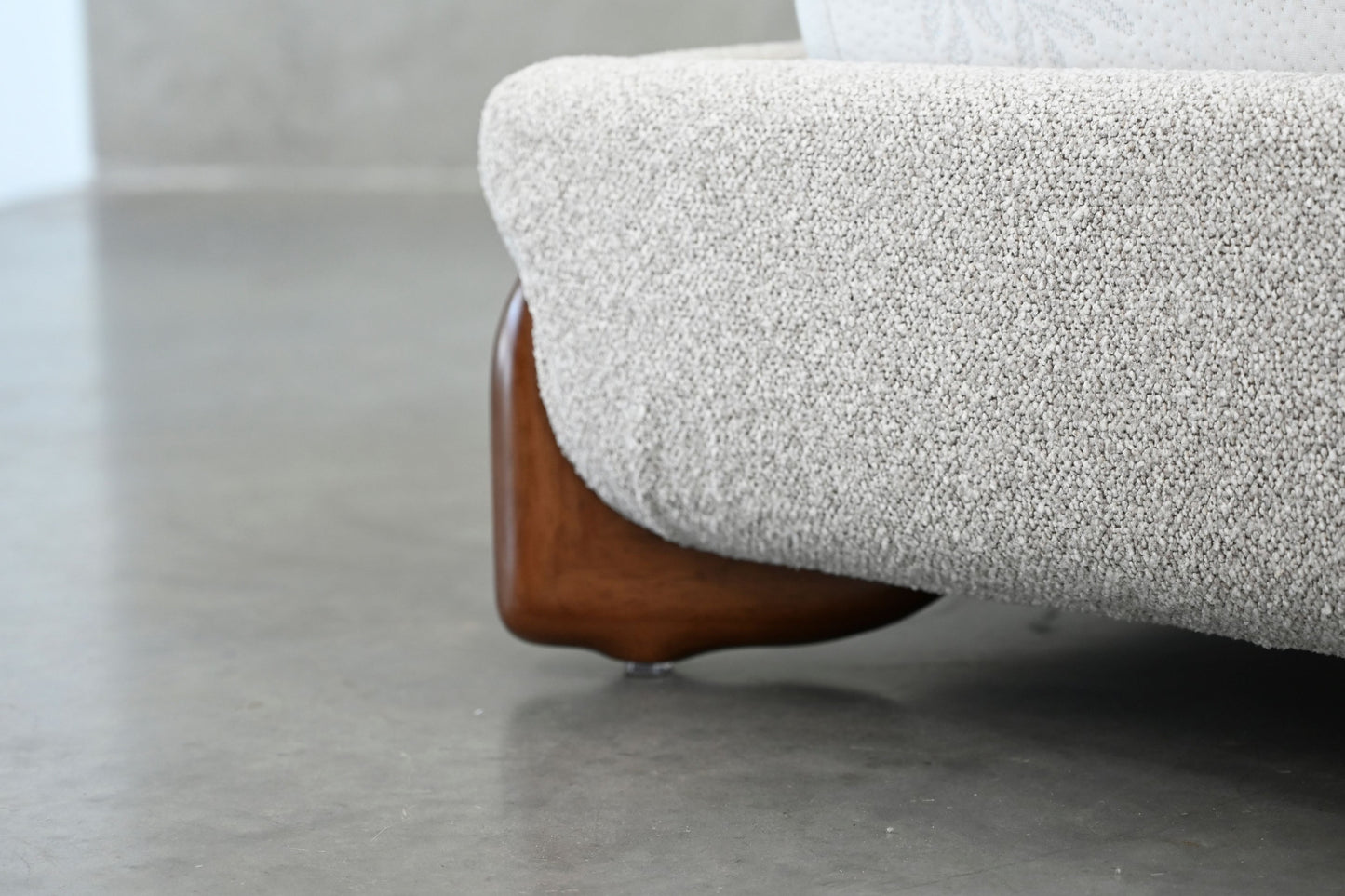 Mesa Upholstered Bed