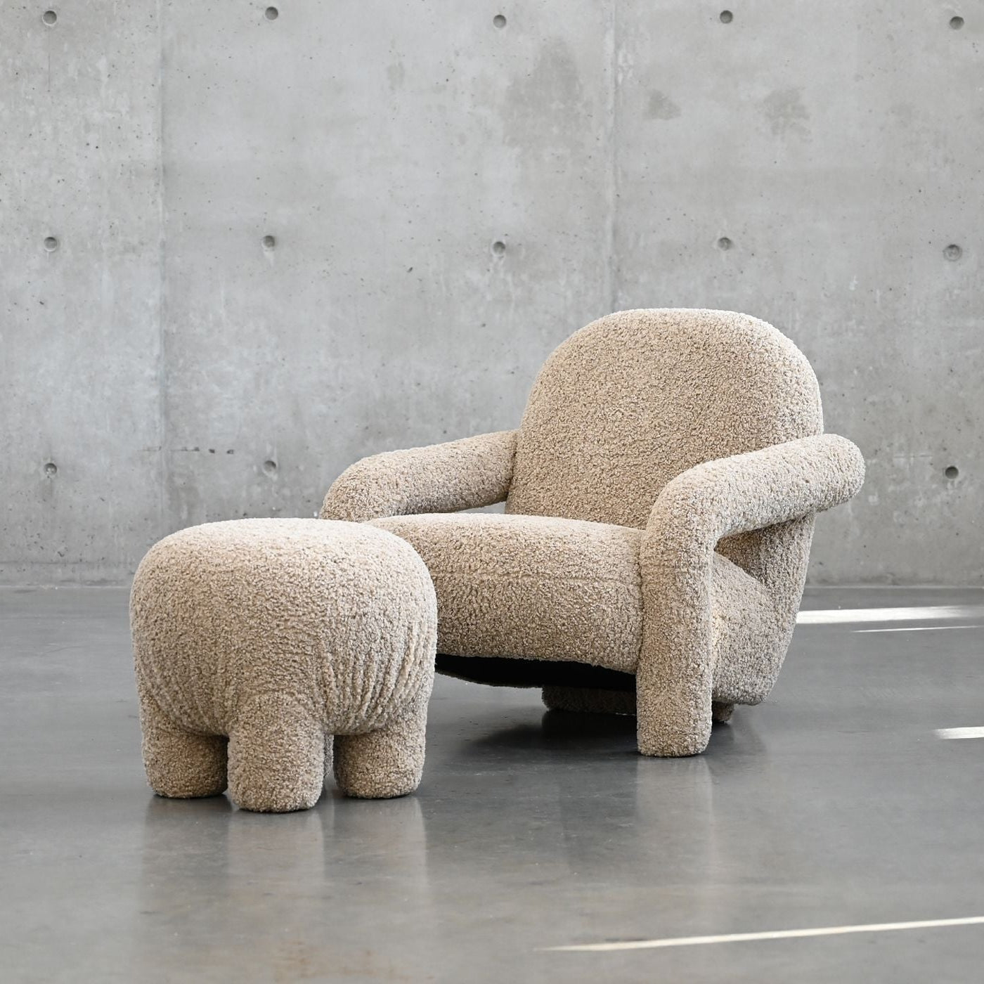 Blume Lounge Chair