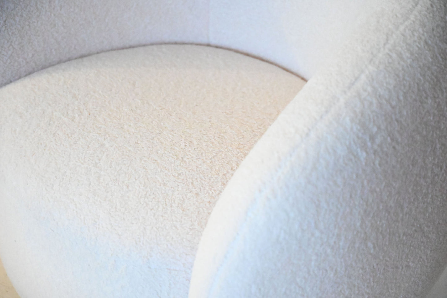Dune Lounge Chair