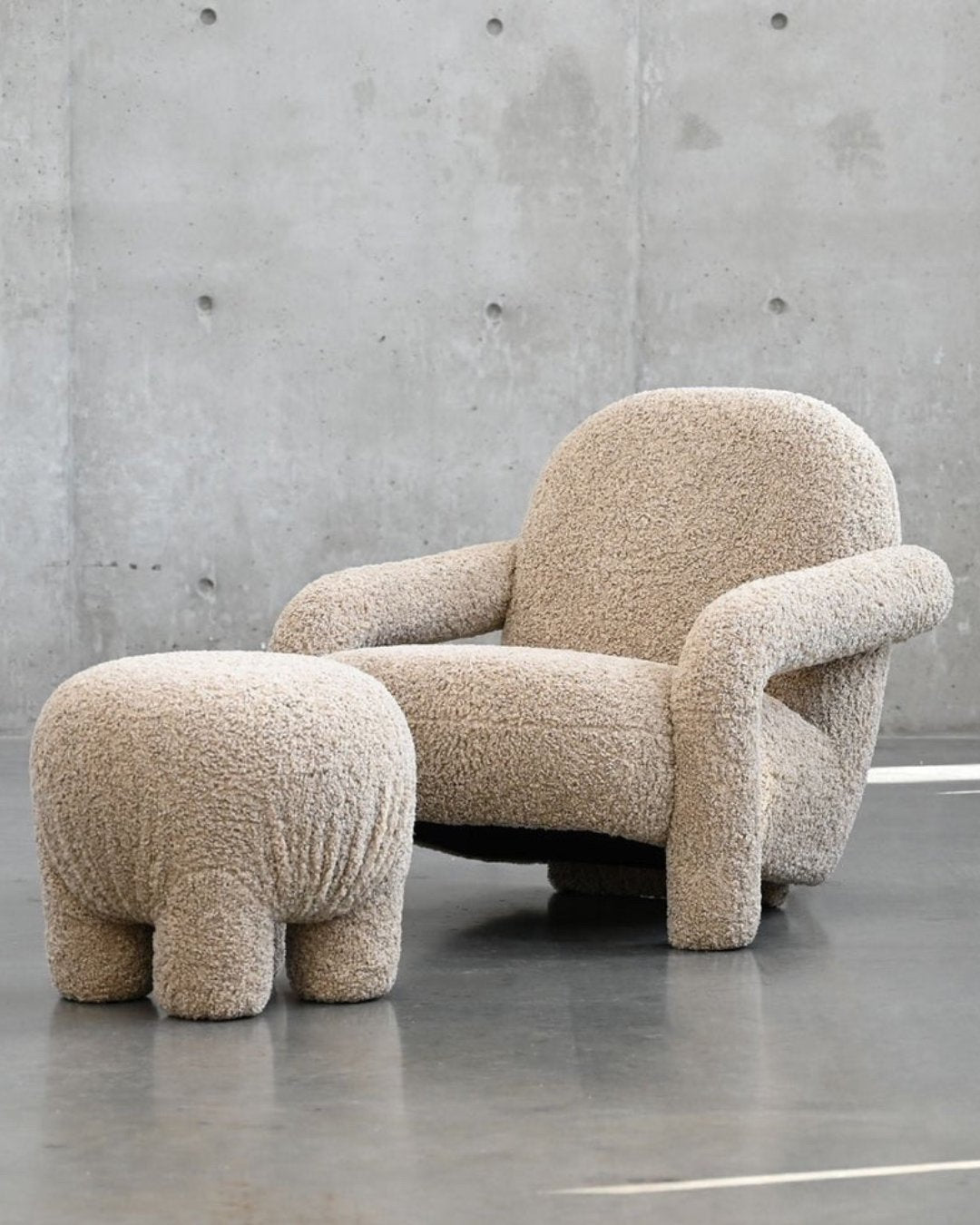 Accent chairs