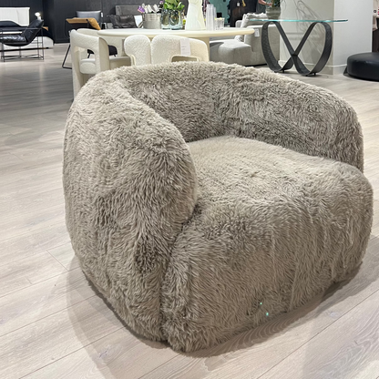 Saba Lounge Chair