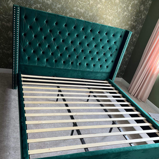 Aiden Emerald Velvet Upholstered Bed