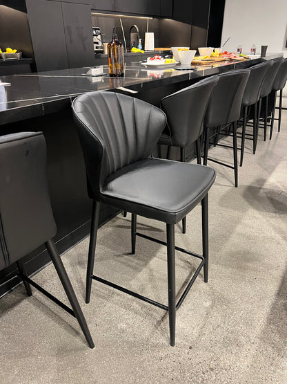 Hug Counter Stool In Jet Black