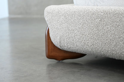 Mesa Upholstered Bed